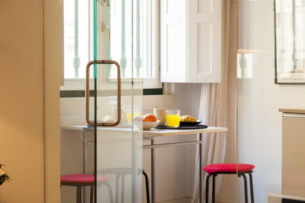 Joivy Inviting Studio Near Green Street Lisbon Bagian luar foto
